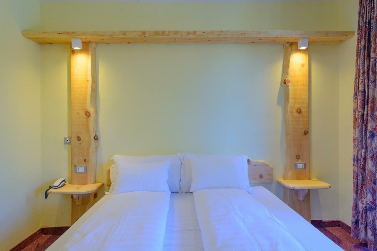Park Hotel Faloria Canazei Exterior photo